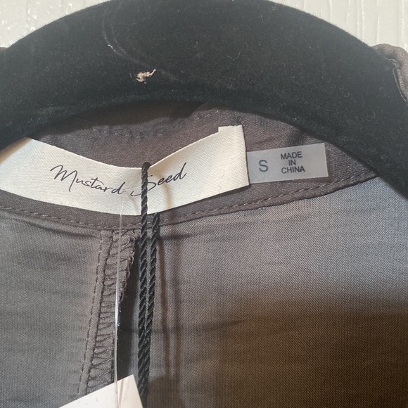 Mustard seed  charcoal  gray size S long sleeve top NWT - Picture 4 of 7